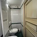 Puccini's Home, Elegant In Piazza Puccini Apartment *