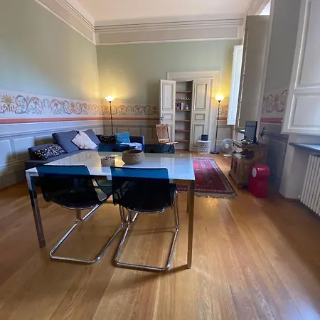 Apartment Puccini's Home, Elegant In Piazza Puccini Lucca